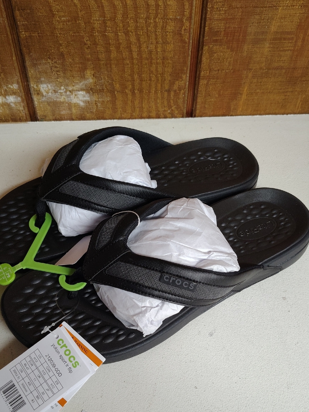 CROCS Men's Black Flip-Flop Sandals